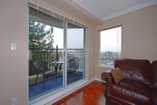 Living Room 2nd Picture